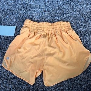 Lululemon hotty hot high rise 4” size 2